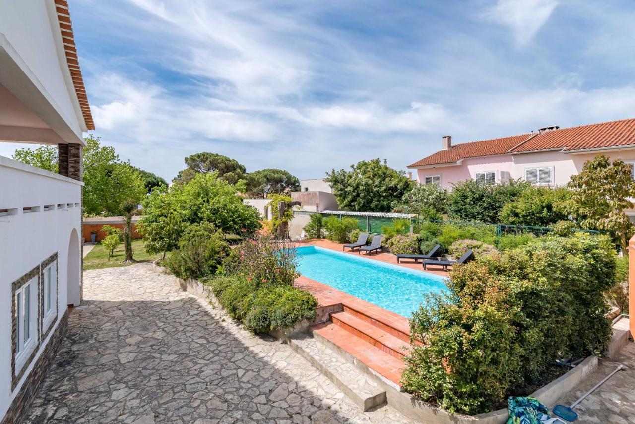 Vip House - Pool & Beach In Caparica Charneca (Setubal) Exterior photo