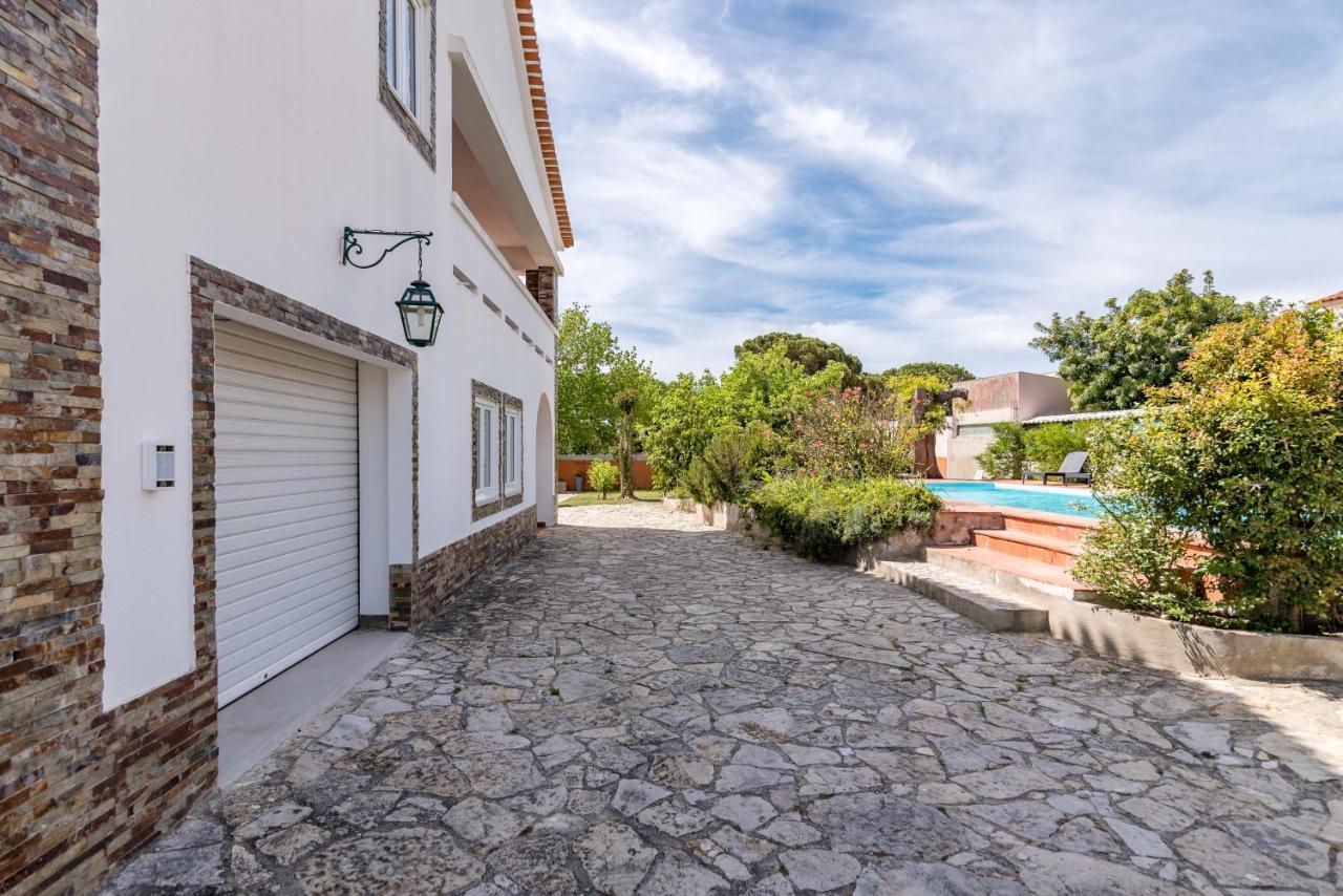 Vip House - Pool & Beach In Caparica Charneca (Setubal) Exterior photo