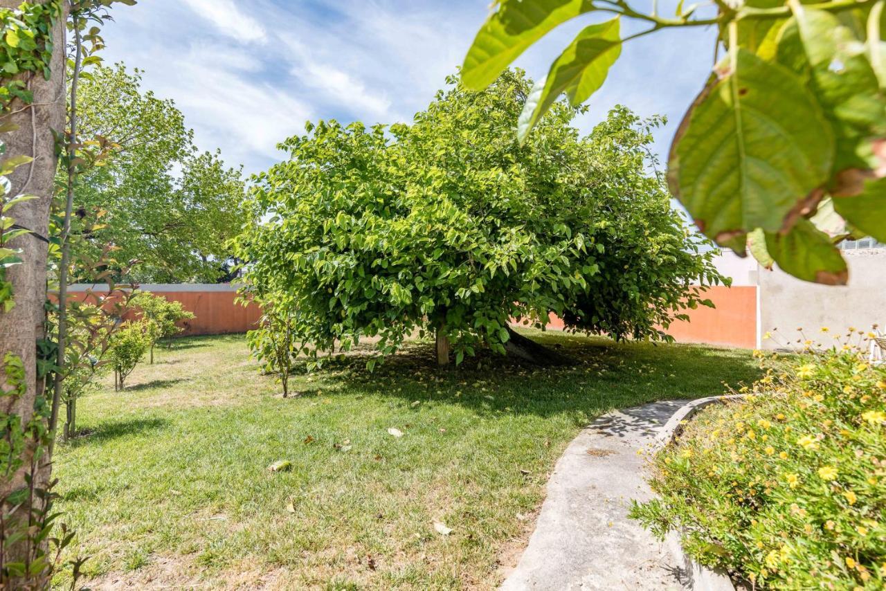 Vip House - Pool & Beach In Caparica Charneca (Setubal) Exterior photo